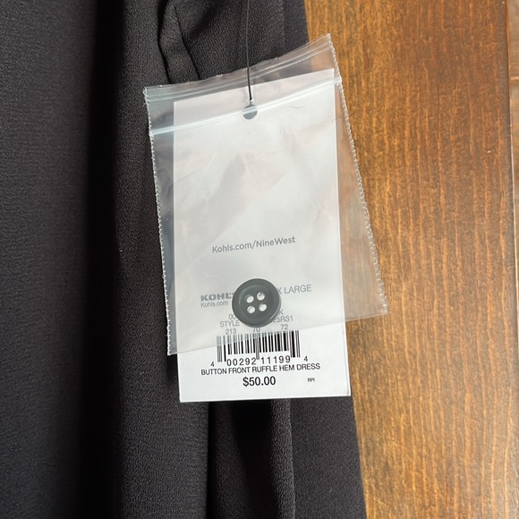 Button Front Ruffle Black Hem Dress - Picture 5 of 5